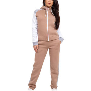 Nuevo y elegante chándal con logotipo personalizado, Tops cortos, sudaderas con capucha y chándal para correr, conjunto de 2 piezas, chándales para mujer 2025 - Product Image 1