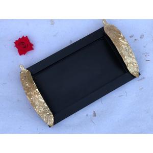 Plateau de service élégant en argent en forme d'amour avec quatre cuillères assorties Plat à collation décoratif moderne pour les fêtes et la décoration intérieure - Product Image 6