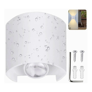 Lampada da Parete LED 4W Impermeabile IP67 con Diffusore in Policarbonato e Base in Alluminio, Luce Bianca Calda 3000K CCT per Uso Interno ed Esterno, Ideale per Giardino - Product Image 2