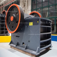 Concasseur à mâchoires série PE haute stabilité avec moteur AC pour le traitement des minerais et des déchets de construction, capacité de 5 à 1000 t/h