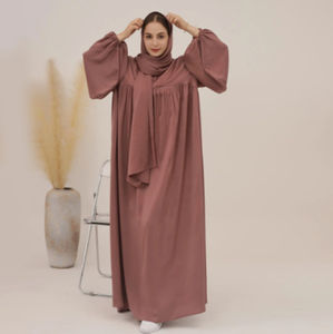Nouvelle Abaya Musulmane Simple et Modeste en Gros, Grande Taille, Couleur Personnalisée, Extensible dans les Quatre Sens, Légère, Longueur au Sol - Product Image 3