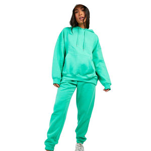 Chándales de invierno de algodón con estampado de logotipo personalizado para mujer 2025, chándal de mujer con paneles transpirables y parches para adultos con OEM - Product Image 2