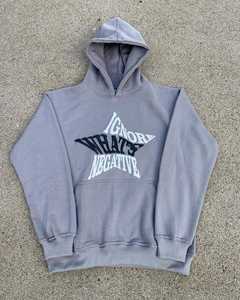 Ensemble de survêtement grec personnalisé pour hommes : sweat à capuche et pantalon de jogging gris, tenue zippée en polyester/coton, séchage rapide, mode décontractée streetwear - Product Image 2