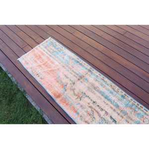 Alfombra Turca Vintage de 1.5x4.6 pies, Ecológica, con Diseño de Patchwork en Tonos Azul y Naranja, de Lana con Base de Látex - Product Image 3