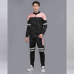 Meilleur Design Ensemble Survêtements d'Entraînement Sportif pour Hommes Séchage Rapide Personnalisable Vêtements de Jogging Uni avec Logo Imprimé - Product Image 1