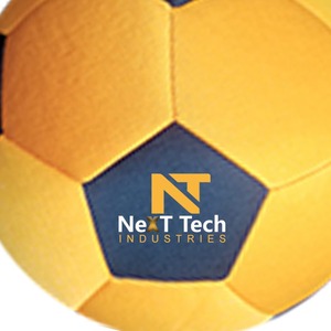 Tech Soft Ball pour les jeux de la maison avec un design personnalisé et un logo personnalisé Suivant - Product Image 3