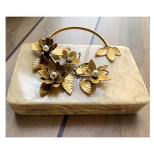 กระเป๋าคลัทช์สำหรับเจ้าสาวตอนเย็นทำด้วยมือจากเรซินและโลหะของตกแต่งในสไตล์คลาสสิกชนเผ่า - Product Image 2