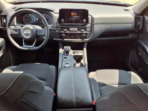 Nuevo/Usado 2024 Nissan Pathfinder S 4WD SUV Usado con Asientos de Cuero, Transmisión Automática, Motor Turbo, Cámara Trasera de 360° - Product Image 6