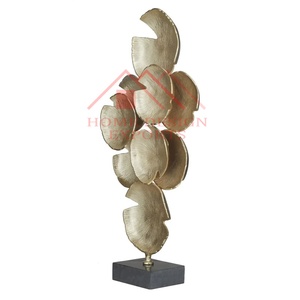 Sculpture de Table en Aluminium/dernière conception grande Sculpture abstraite sur Base de marbre/Sculpture de feuille de Ginkgo doré pour décoration de mariage - Product Image 2