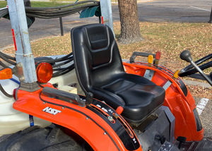 สำหรับ M704K 4X4WD รถแทรกเตอร์ขนาดเล็กมือสอง อุปกรณ์การเกษตร ระบบเกียร์ 65 แรงม้า มอเตอร์หลัก กล่องเกียร์ใหม่ ตัวเลือกแบบใช้มือ - Product Image 6