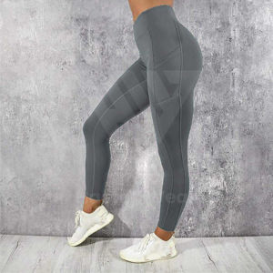Custom Logo Women's High Waist Capri Yoga <b>Pants</b> With <b>Mesh</b> Sheer Side Pocket New Design Solid Pattern Sports Wear - Product Image 3
