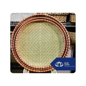 Plateau de vannage en bambou de haute qualité, utilisé pour le tri des céréales, le séchage et le traitement traditionnel, pour l'approvisionnement en usine au Vietnam - Product Image 1