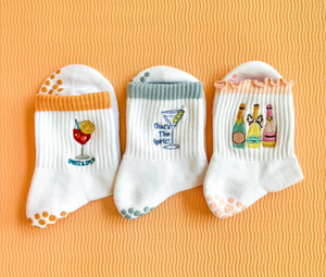 Chaussettes de sport antidérapantes en coton avec logo personnalisé et motif brodé pour femme, avec revers coloré, pour Pilates et Yoga, fabriquées au Vietnam - Product Image 2