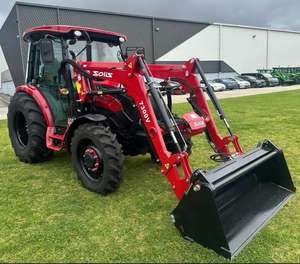Mini-tracteur agricole SOLIS S60 SHUTTLE XL CAB 60 CV 4x4 pour vergers avec boîte de vitesses et pompe automatique à roulements à vendre - Product Image 5
