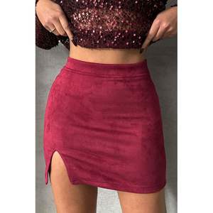 Jupe fendue en daim bordeaux pour femme Topshow - Produit en gros - Product Image 5