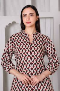 Ensemble Kurti Palazzo en coton tricoté floral d'été avec fente courte et boutons pour femmes |   Respirant |   Vêtements ethniques décontractés - Product Image 4