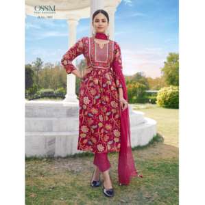 Kurti Premium de Modal, Kurti Transpirable de Textura Suave, Pantalón y Dupatta, Atuendo Tradicional Elegante, Perfecto para Mujeres - Product Image 4