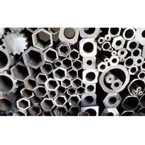 Tubes en aluminium extrudé sur mesure avec poinçonnage complexe pour applications industrielles - Product Image 3