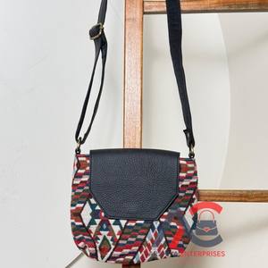 Nouveau Offre Spéciale fabriqués à la main Jacquard en cuir véritable sacs à bandoulière multi-usage nouveau Vintage élégant sac à bandoulière pas cher taux produit en vrac - Product Image 1