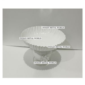 Tazón de Cobre Martillado a Mano de Indian Metal World, Tazón Decorativo con Borde Festoneado Único, Plato para Servir Decorativo para el Hogar, Tazón para Chocolate - Product Image 3