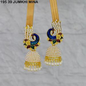 Pendientes Jhumka de pavo real de mejor diseño de calidad premium con acabado dorado y pendientes de perlas Pendientes colgantes étnicos de moda para mujer - Product Image 4