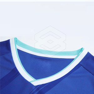 Traje de uniforme de fútbol personalizado superior Último diseño Sublimación Ropa deportiva de equipo Servicio OEM disponible - Product Image 4