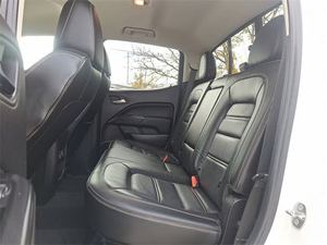 Camioneta Canyon Denali 2019 Usada en Excelentes Condiciones, Automática, 8 Velocidades, Tracción en las 4 Ruedas, Motor V6 de 3.6L y 308 HP, Color Blanco Summit Exterior, Modelo Highway F - Product Image 3