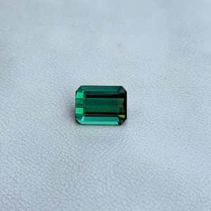 Excellente qualité tourmaline verte naturelle à facettes forme octogonale fabrication de bijoux faits à la main superbe pierre de pierre précieuse Alibaba - Product Image 2