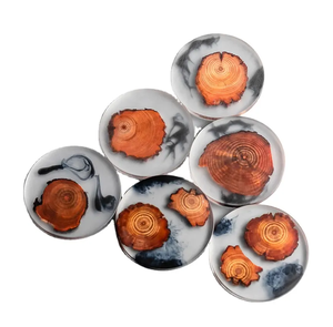 Posavasos de madera de acacia y resina para bebidas de 6 piezas Productos de gran oferta Accesorios Esteras y almohadillas posavasos de resina de madera - Product Image 1