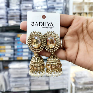 Shadow Plated Jhumki Earring Jewelry Sets Juego de pendientes de aleación de zinc ligero para ropa de boda tradicional de moda y elegante - Product Image 1