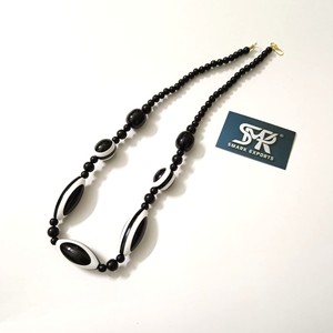 Collar de Moda con Colgante de Ángel y Cuentas de Resina Multicolor, Joyería Hecha a Mano para Mujer, Elegante para Fiestas - Product Image 1