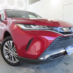 Auto Usado de Calidad a Precio Accesible, Toyota Venza XL-E 2022, Volante a la Izquierda - Product Image 1