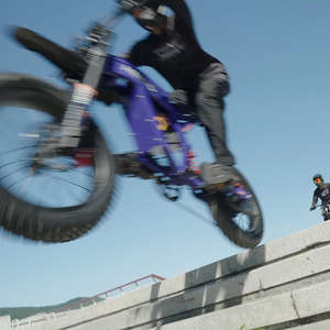 Motos électriques tout-terrain HEZZO D5 60V Haute vitesse 80 kilomètres par heure Haute performance Haute puissance - Product Image 6