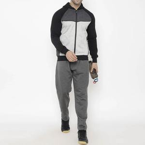 Conjunto Deportivo Cómodo de Invierno para Hombre, Exportador de Pakistán, Outfitize International - Product Image 4