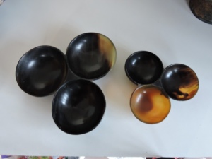 Cuencos de Cuerno Natural Artesanales de Alta Calidad, Ecológicos, Coloridos, para Decoración del Hogar, para Servir Fruta, Diseño Personalizado, Pulidos - Product Image 5