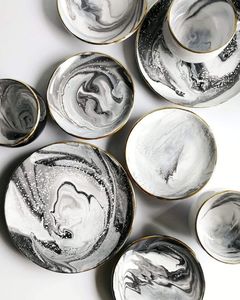 Bols et assiettes en marbre blanc de qualité supérieure avec sculptures et sculptures en pierre d'élégance intemporelle - Product Image 1