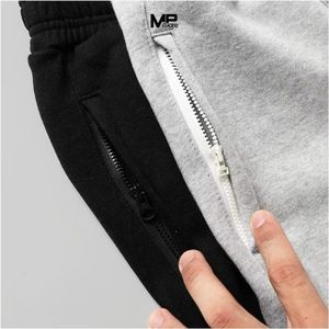 Short en maille de gymnastique pour homme personnalisable en éponge française 100% coton mi-coupe ajustée respirant solide design sportif fabriqué au Vietnam - Product Image 4