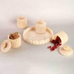 Ensemble de 2 pots à fruits secs en résine de conception antique peints à la main écologiques de qualité supérieure avec un prix très avantageux - Product Image 1