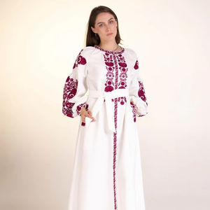 Vestido Maxi Elegante de Última Moda de Ucrania para Mujer, Casual, Manga Corta, Cuello Bordado con Flores, Cintura Natural, 100% Algodón - Product Image 1