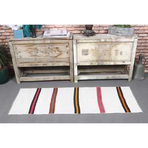 Tapis de 1,7 x 4,7 pieds, tapis turc vintage, tapis oriental en laine blanc et rouge - Product Image 2
