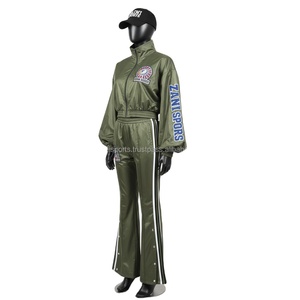 Conjunto cortavientos para mujer Premium 190 GSM tela de poliéster verde oliva logotipo personalizado estampado bordado cortavientos de talla grande - Product Image 4