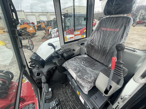 Excavadora compacta Takeuchi TB370 de 6.7 toneladas, 56.9 HP, motor turbo diésel, profundidad de excavación de 4.08 m, alcance de 6.69 m, fuerza de ruptura de 65 kN, en venta. - Product Image 5