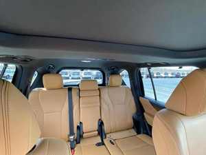 Lexus LX 600 2024 en Excelentes Condiciones, SUV Diésel Turbo de Lujo, Asientos de Cuero, Neumáticos R18, Interior Oscuro, en Venta - Product Image 4
