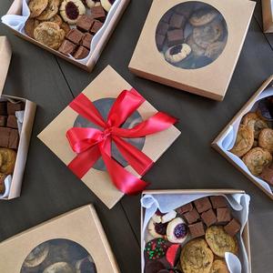 กล่องเก็บของตกแต่งทรงกลม กล่องใส่คุกกี้ ดีไซน์สวยงาม - Product Image 3