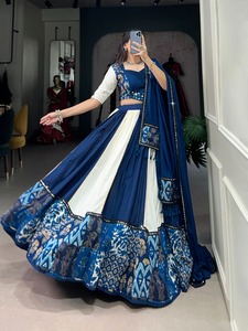 Diseñador Pure Rayon Lehenga Choli Heavy Plain Printed With Mirror Work Lace Gota Patti para ropa de boda para verano o invierno - Product Image 4