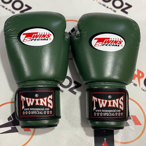 Meilleures ventes Gants de boxe professionnels de qualité supérieure Twins Muay Thai Entraînement personnalisé 12 oz Cuir véritable durable pour le kickboxing - Product Image 6
