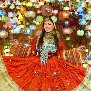 Tenue afghane élégante personnalisable à manches longues entièrement évasée Kuchi Afghani robe de soirée perlée dentelle Chunni pantalon bouton - Product Image 1