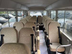 Toyota Coaster 2020 Usada en Buen Estado, 30 Asientos, Motor V8 de 4.2L - Product Image 4