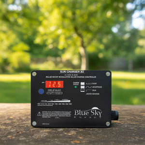 Controlador de Carga Solar Blue Sky Energy Sun Charger 30 PWM 30 Amp 12V con Pantalla LCD - Product Image 3