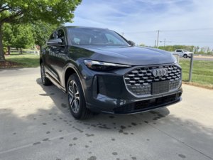 รถยนต์มือสองสภาพดี ปี 2025 ออดี้ คิว5 พรีเมียม - Product Image 2